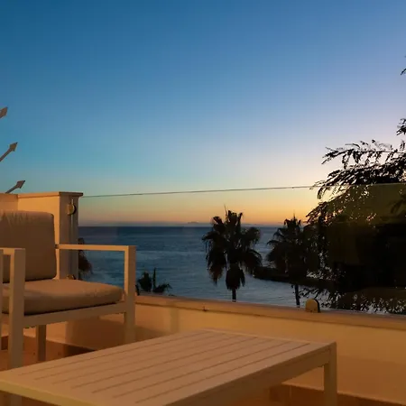 Lovely First Line With Seaviews Rdr452 Appartement Marbella