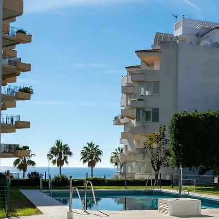 Lovely First Line With Seaviews Rdr452