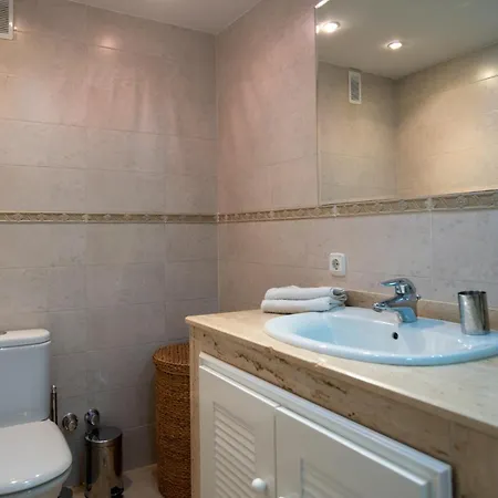 Lovely First Line With Seaviews Rdr452