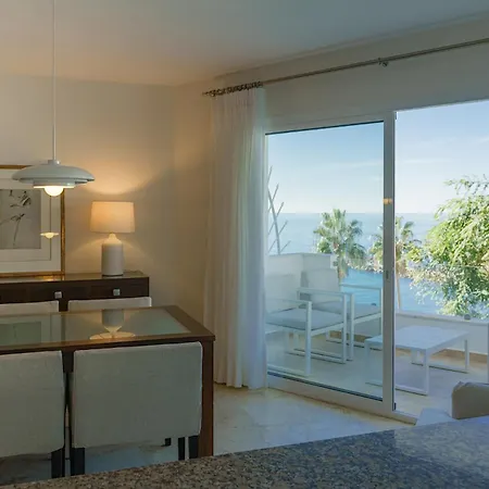 Lovely First Line With Seaviews Rdr452 Apartment *